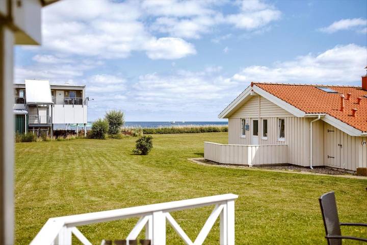 Ferienhaus für 6 Personen, mit Whirlpool und Terrasse sowie Garten und Sauna in Brodersby - 4