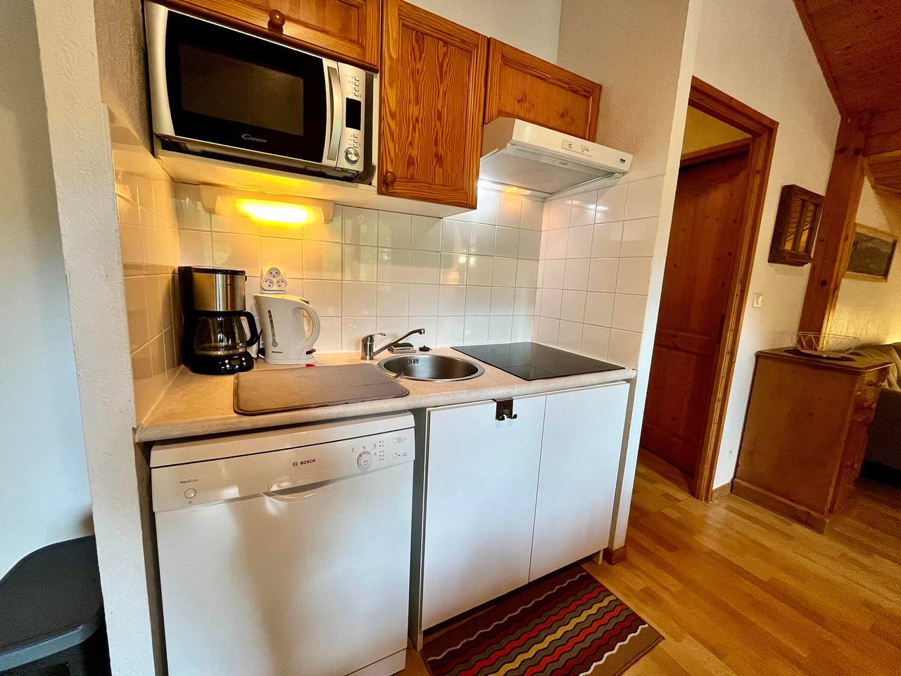 Apartamento entero, Apartamento tranquilo con piscinas y gimnasio in Samoëns, Region Bonneville