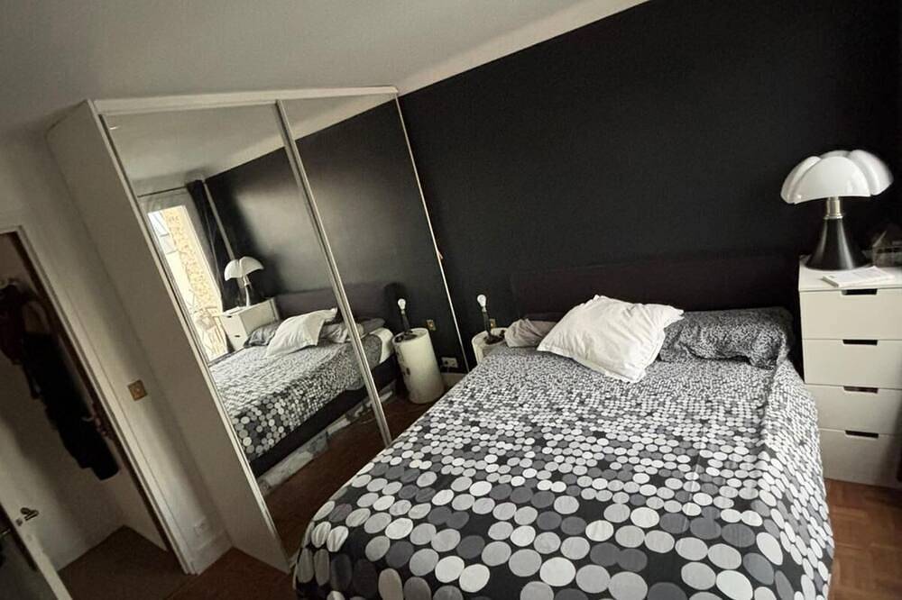 Entire apartment, Downtown apartment, near Bois de Vincennes, 20min from Paris door to door in Vincennes, Val-de-Marne