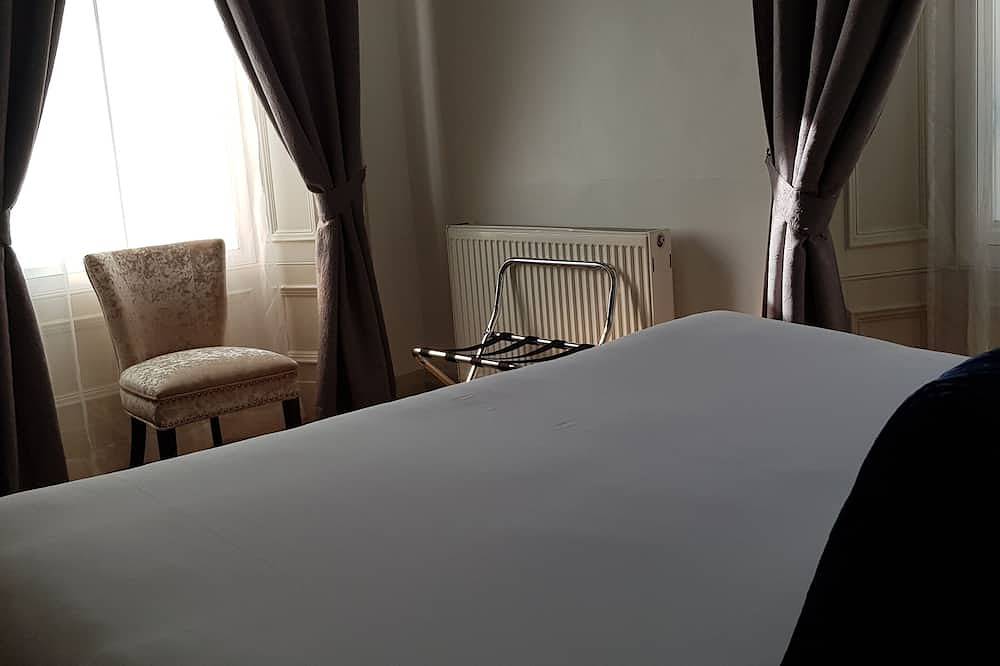 Entire apartment, Old Surgery,  tastefully decorated, spotless and comfortable in Anstruther, Fife region
