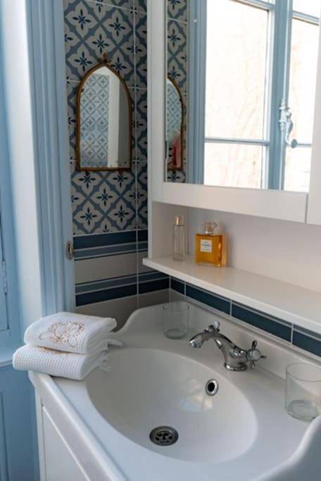 Gîte pour 12 personnes, avec vue ainsi que balcon et jardin à Pommiers - 4