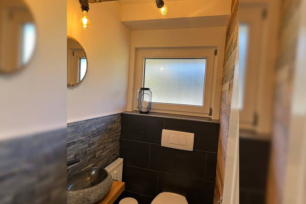 Ganze Wohnung, Ferienwohnung, 84qm, 2 Schlafzimmer, max. 4 Personen in Unterharmersbach, Zell am Harmersbach