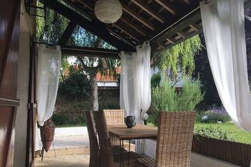 Gîte pour 4 personnes, avec jardin à Lumigny-Nesles-Ormeaux