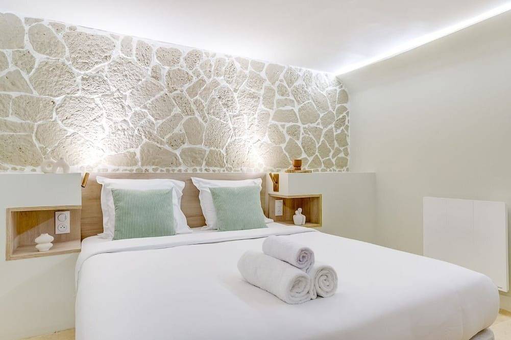 Entire apartment, The Corail - Refined - La Défense by Monpetitfaré in Puteaux, Hauts-de-Seine