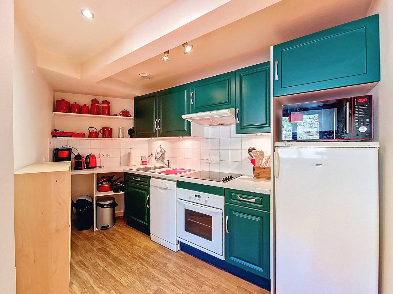 Entire apartment, La Clusaz - Apartment 6 ppl, 53 sqm, 2 bedrooms, Wifi in La Clusaz, Annecy region