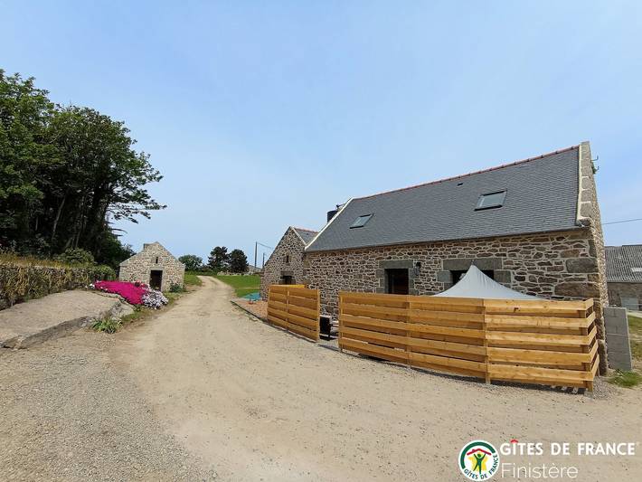 La petite roche plate. in Lanildut, Brest und Umgebung