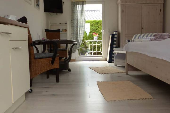 Haus Ostseeperle, zu Fuß 1 Minute bis zum Strand, 3 Terrassen und Sauna in Gramkow, Hohenkirchen