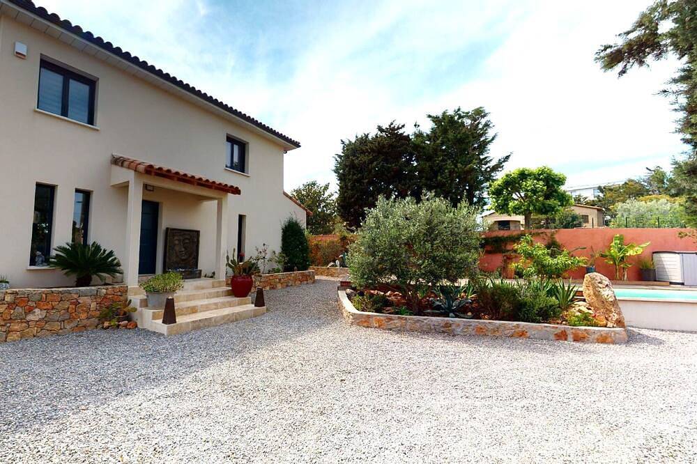 Maison De Vacances pour 6 Personnes dans Balaruc-les-Bains, Région de Montpellier