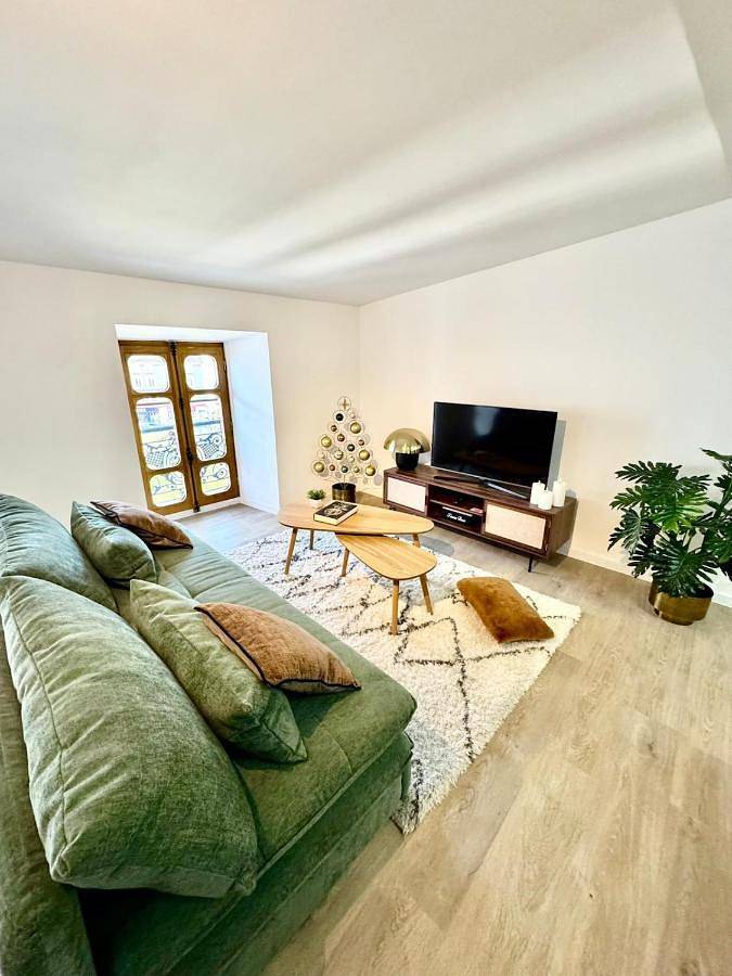 Gîte pour 6 personnes, avec vue dans Office De Tourisme De Foix