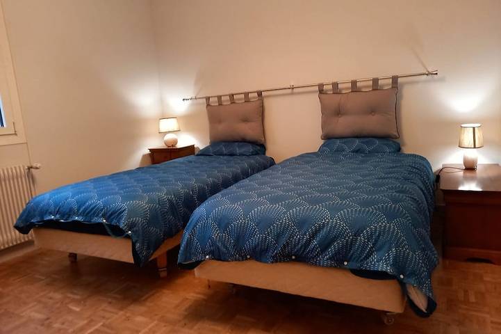 Gîte pour 9 personnes à Montain (Jura)