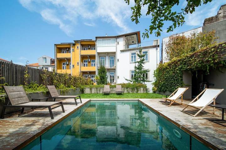 Apartahotel para 2 personas, con Terraza y Jardín además de Piscina y Vistas en Oporto