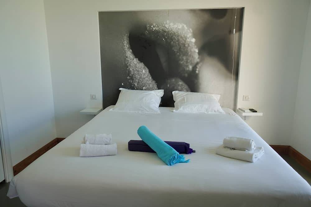 Saint Florent belle maison Contemporaine d'Architecte in Saint-Florent, Région de Calvi