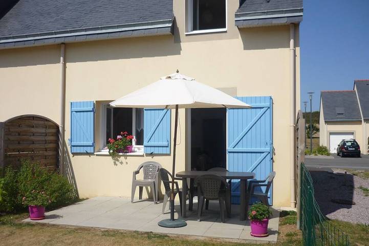 Location de vacances pour 5 personnes, avec terrasse et jardin dans Caroual
