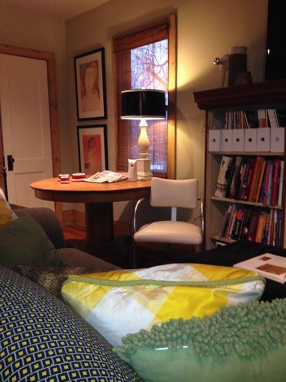 Ganze Wohnung, Downtown Carriage House Studio: unter Gewölbedecken Traum in Oklahoma City, Oklahoma County