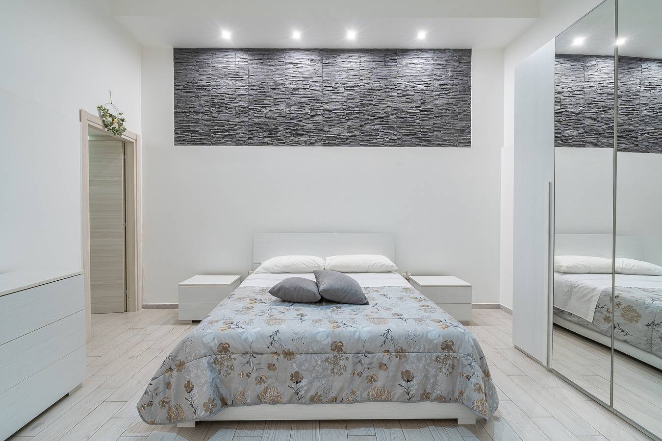 Appartement entier, Appartement 'Dafne Home' avec Wi-Fi et climatisation in Syracuse, Province de Syracuse