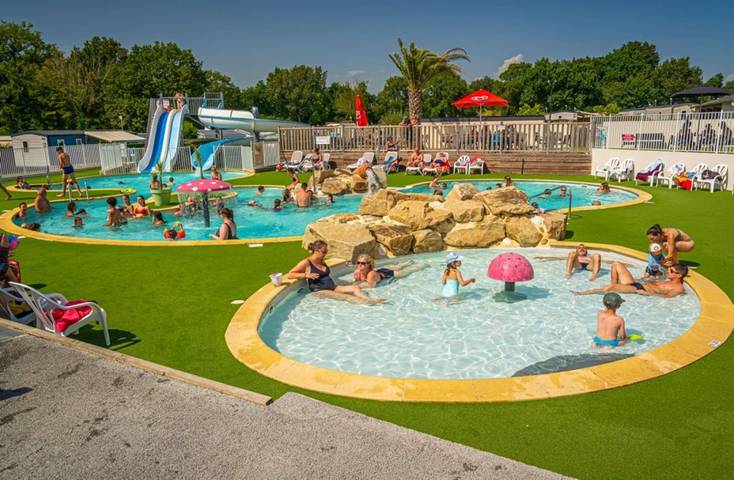 Mobil home pour 5 personnes, avec bassin pour enfant dans Plage De Treherve - 2