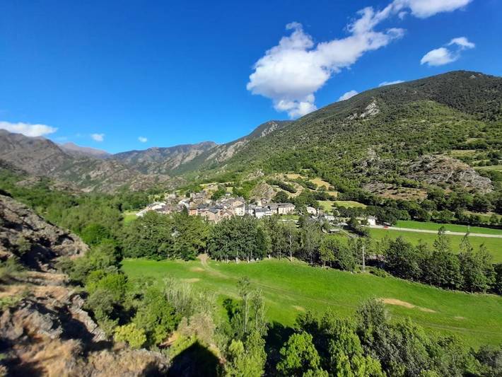 Gîte pour 5 personnes, avec jardin et vue à Alins - 3