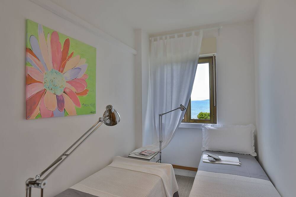 Ganze Wohnung, ★Alchimia Suite★Sea View & Private Beach Access★by Amarena Collection Gallipoli in Rivabella di Gallipoli, Rivabella