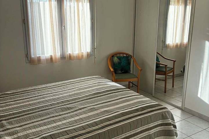 Location de vacances pour 3 personnes, avec piscine à Eugénie-les-Bains - 4