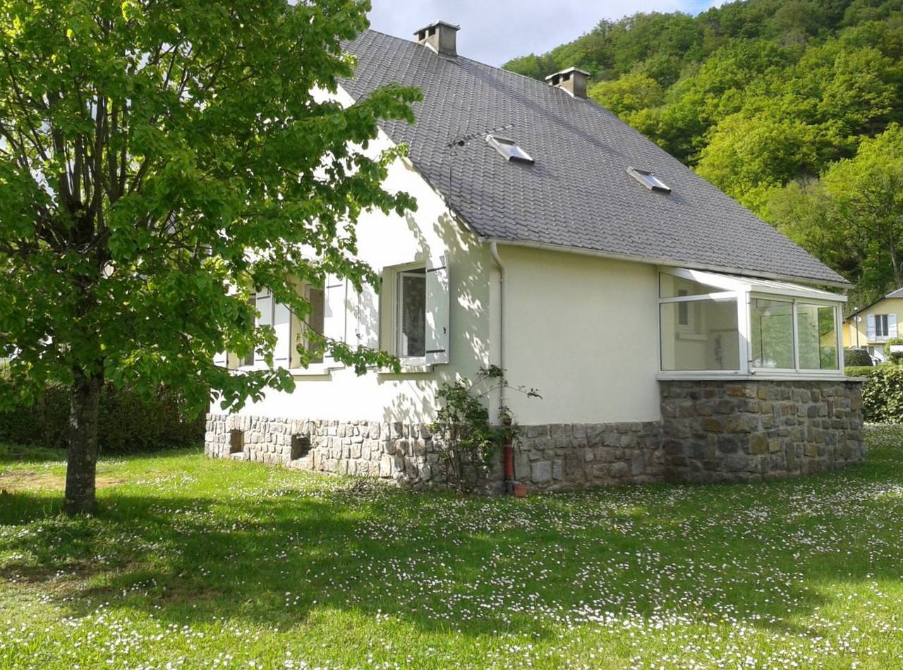 Belle maison de vacances in Champs-sur-Tarentaine-Marchal, Parc naturel régional des Volcans d'Auvergne