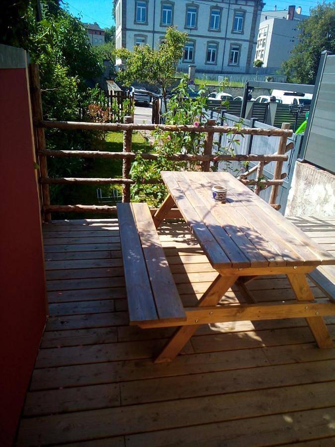 Appartement entier, L'Oasis maisonnette centre ville 3 chambres terrasse espace vert privé parc sainte croix center parc 20 minutes in Sarrebourg