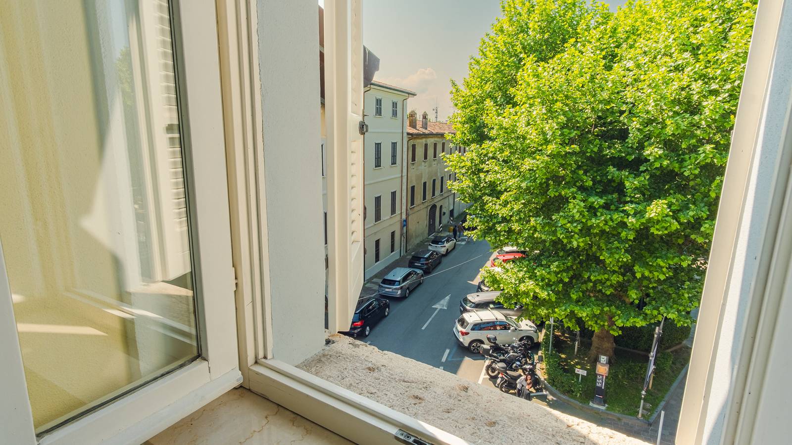 Ganze Wohnung, Ferienwohnung für 2 Personen in Desenzano del Garda, Gardasee-Berge