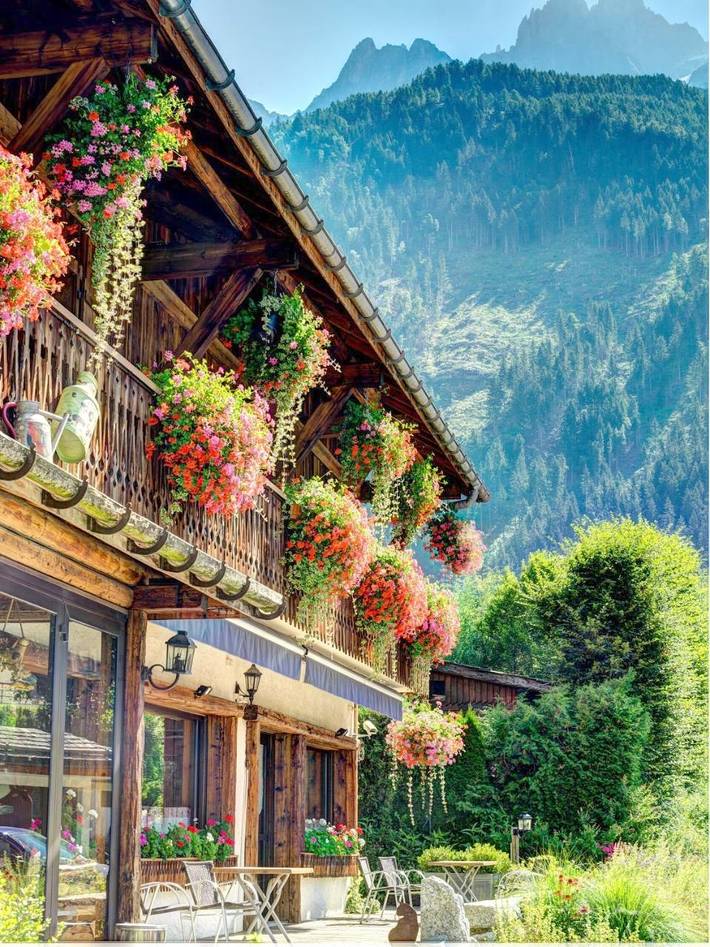 Hôtel pour 2 personnes, avec Balcon et Terrasse ainsi que Jacuzzi et Jardin dans Gare De Chamonix Mont Blanc - 4