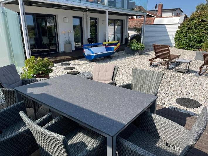 Ferienwohnung für 5 Personen, mit Balkon und Terrasse sowie Garten und Sauna