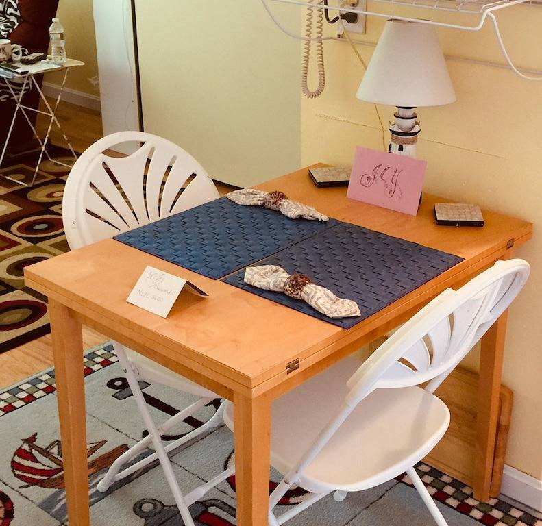 Ganze Wohnung, Charmante, malerische Wohnung 5 min. Gehen Sie zu Perkins Cove in York (Maine), York County