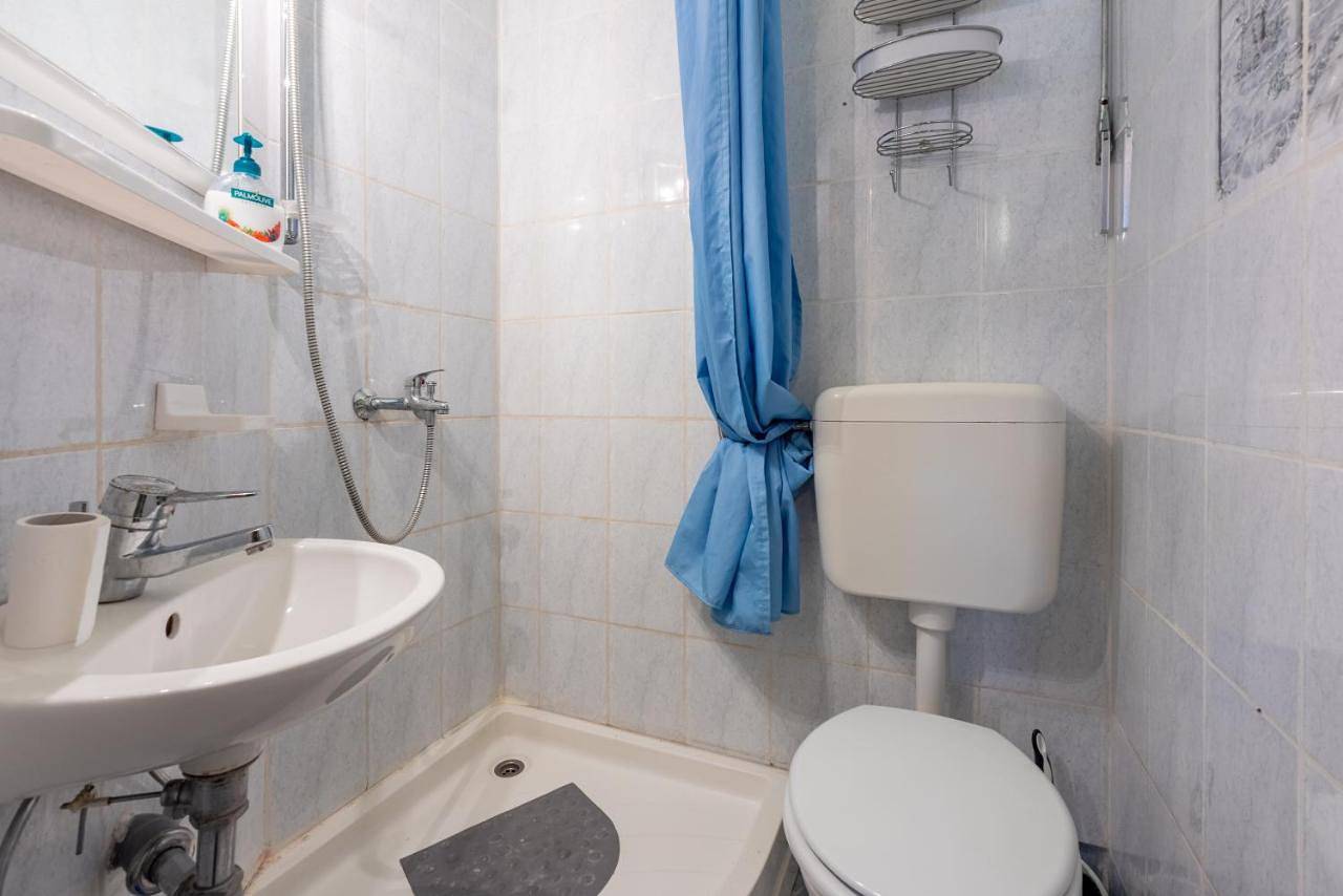Three-Bedroom House in Grizane, Primorje-Gorski Kotar