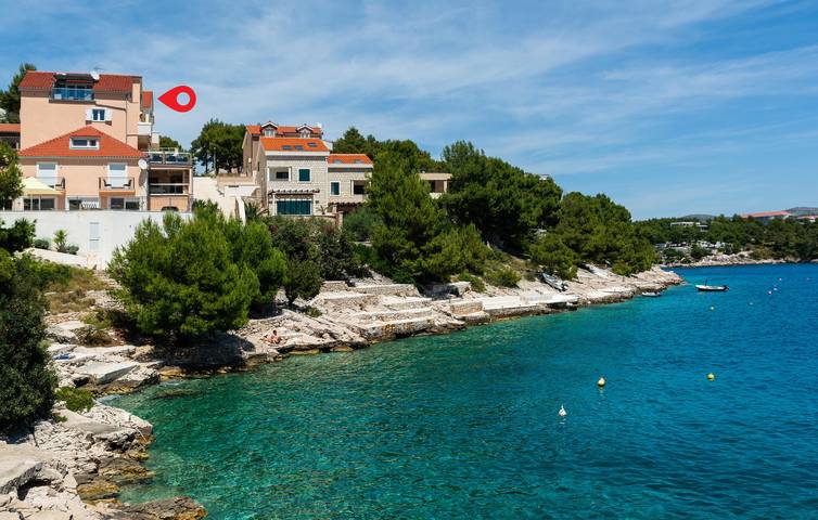 Ganze Ferienwohnung, Gemütliche Ferienwohnung, 2 km vom Strand entfernt, mit WLAN, Parkplatz und Terrasse in Milna, Brac