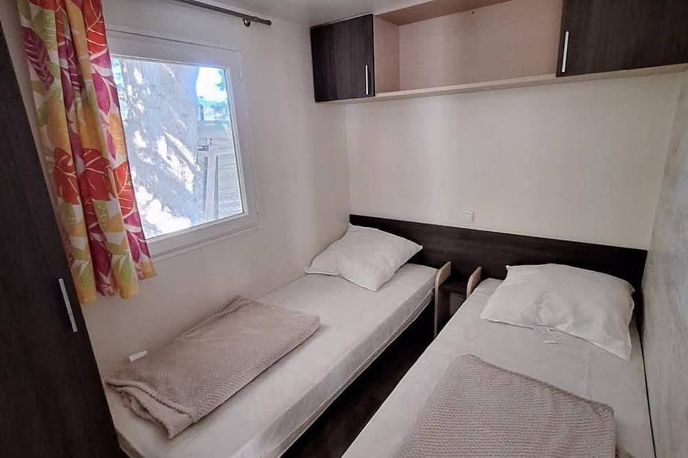 Fully-equipped mobile home 3bed 40m2 in Villeneuve-lès-Maguelone, Mediterranean Coast (France)