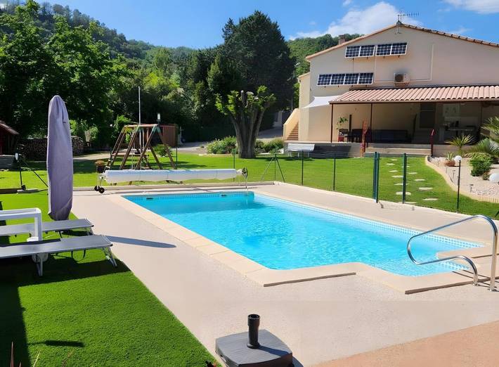 Location de vacances pour 2 personnes, avec piscine et jardin à Saint-Ambroix - 2