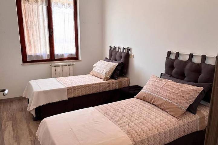 Appartamento intero, Bosa Appartamento ampio terrazzo con vista in Magomadas, Planargia