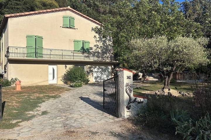 Maison de vacances pour 6 personnes, avec balcon et jardin à Vinsobres