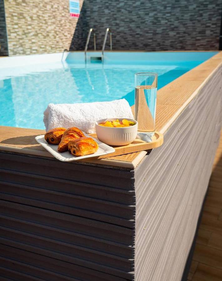 Ferienwohnung für 2 Personen, mit Whirlpool und Sauna sowie Balkon und Pool - 1
