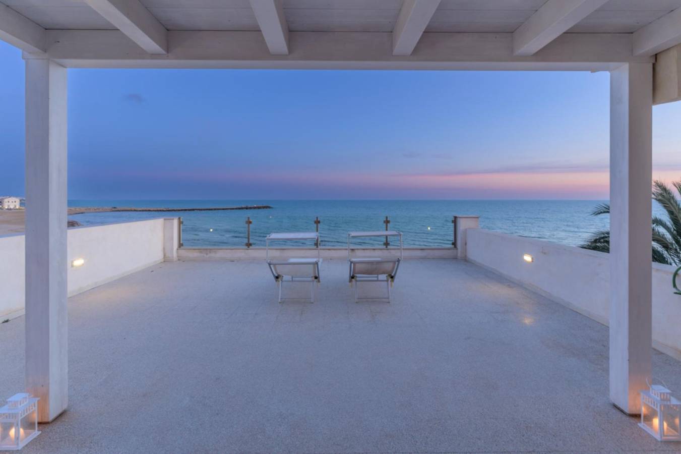 Appartement entier, Pitagora, hébergement en bord de mer avec vue in Scicli, Province de Ragusa