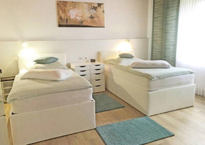 Gîte pour 5 personnes, avec balcon à Detmold - 4