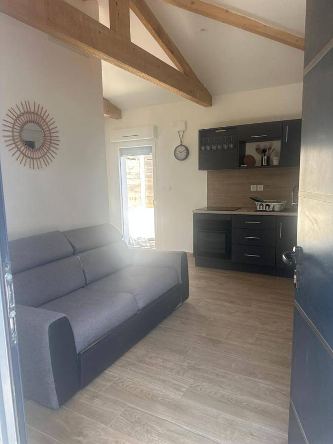 Location de vacances pour 4 personnes, avec terrasse et jacuzzi, animaux acceptés à Rocbaron - 3