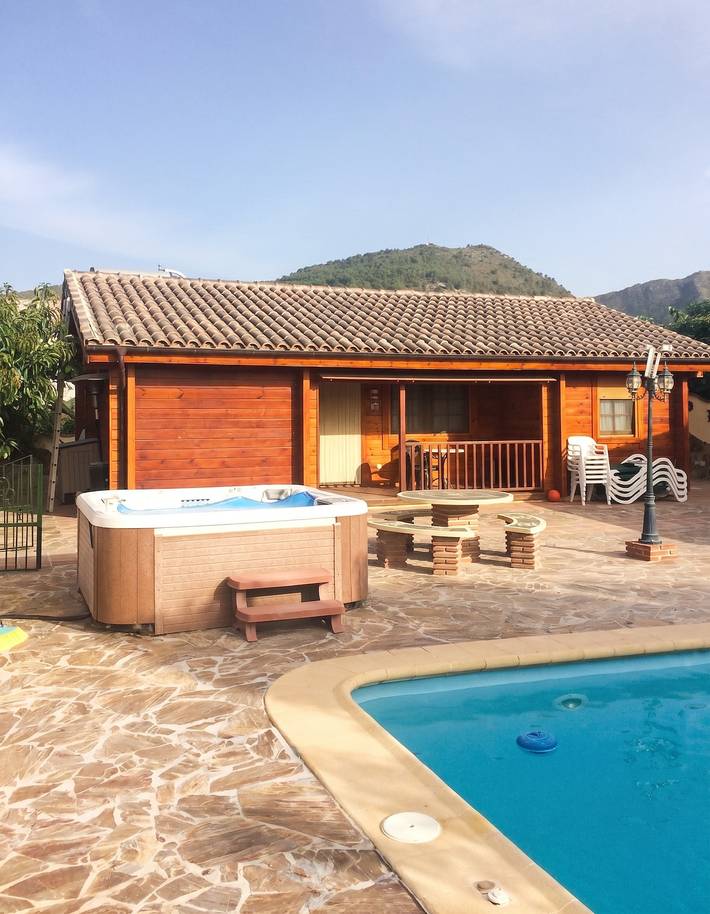 Casa rural para 7 personas, con Jacuzzi además de Terraza y Piscina en Coín - 2