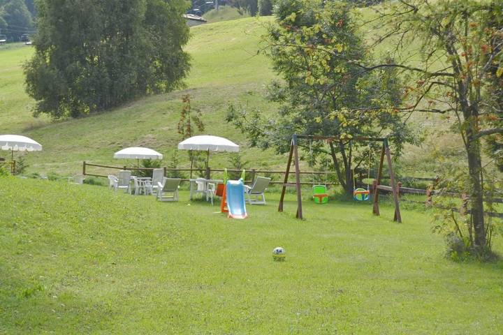 Hotel per 3 persone, con terrazza e giardino - 1