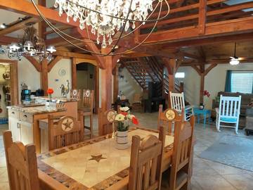 Vacation House for 12 Guests in Bolivar Peninsula, Galveston County, Picture 3