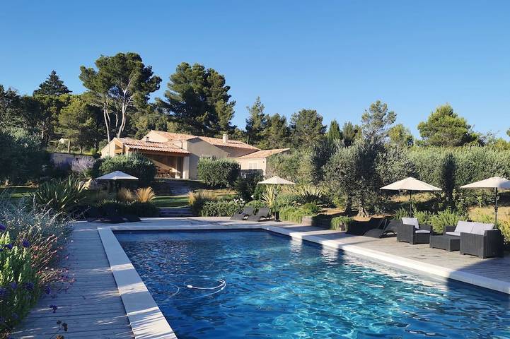 Villa pour 12 personnes, avec jardin - 1