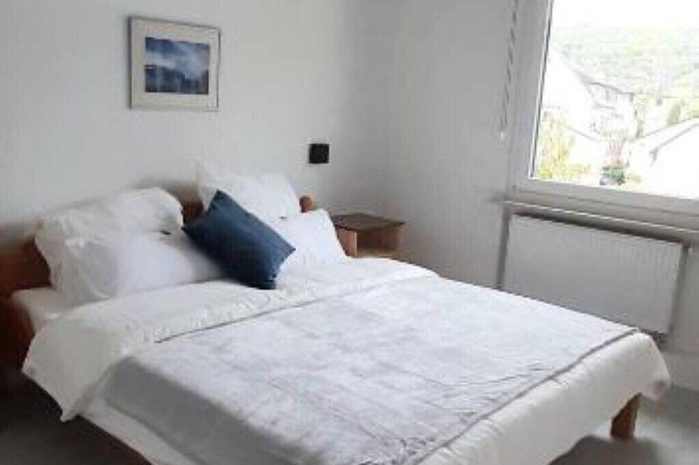 Ganze Wohnung, Blue Lagoon - Apartment mit 2 Schlafzimmern in Nehren (Mosel), Cochem-Zell
