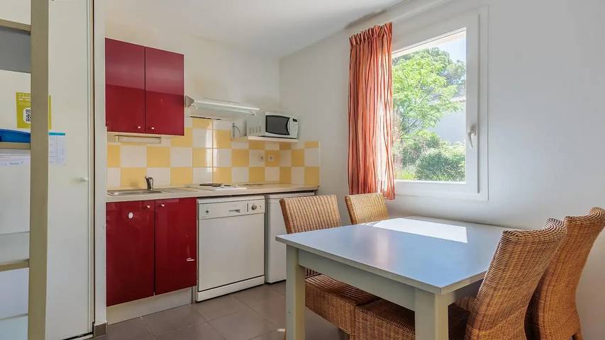 Location de vacances pour 5 personnes, avec piscine à Aubignan - 4