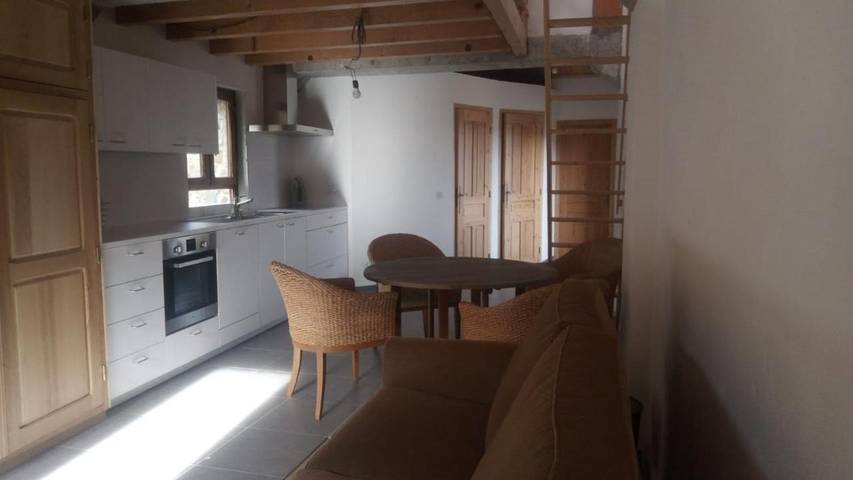 Location de vacances pour 5 personnes, avec vue ainsi que jardin et piscine à Saint-André-de-Rosans - 4