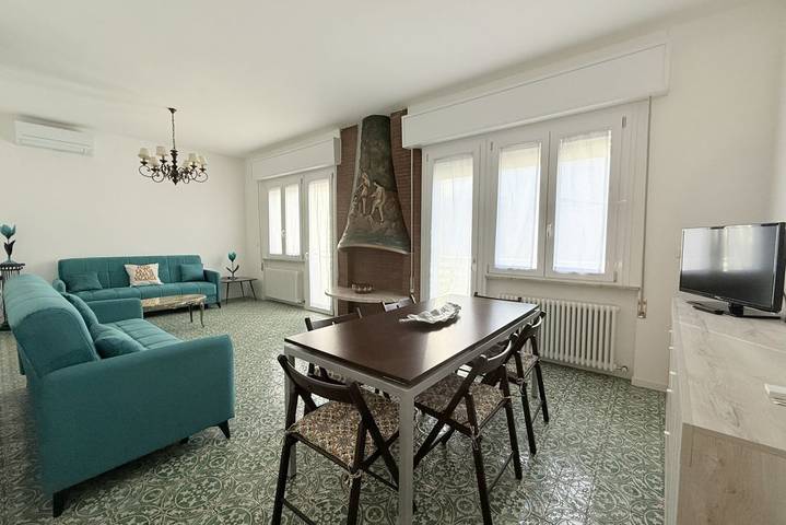 Appartement de vacances pour 7 personnes, avec Balcon/Terrasse dans Bellaria-Igea Marina