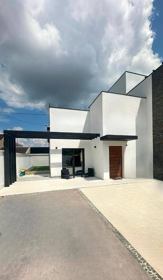 Maison de vacances pour 9 personnes, avec Jacuzzi ainsi que Terrasse et Jardin à Saint-Maur-des-Fossés