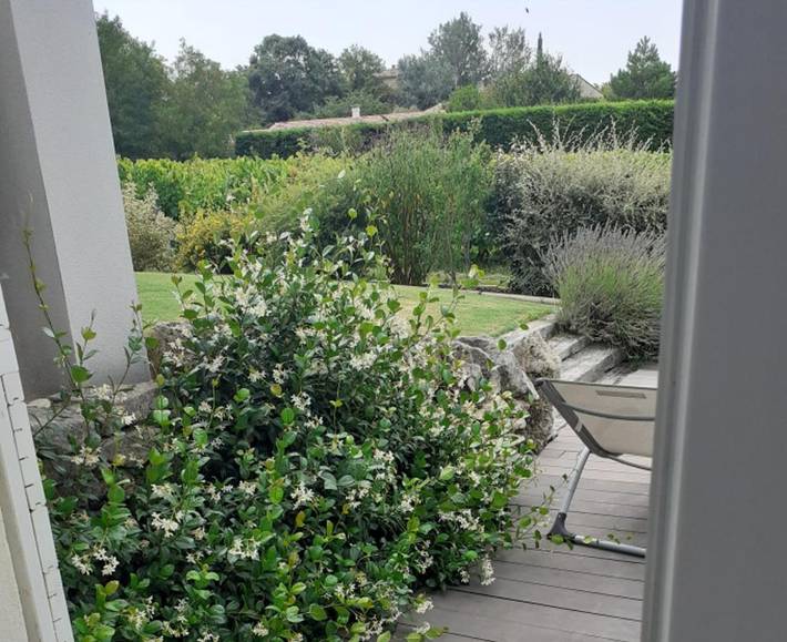 Location de vacances pour 6 personnes, avec Terrasse ainsi que Jardin et Piscine à Colonzelle - 3
