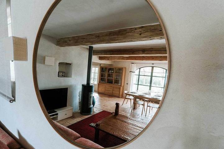 Gîte pour 10 personnes, avec jardin et terrasse à Cucuron - 2